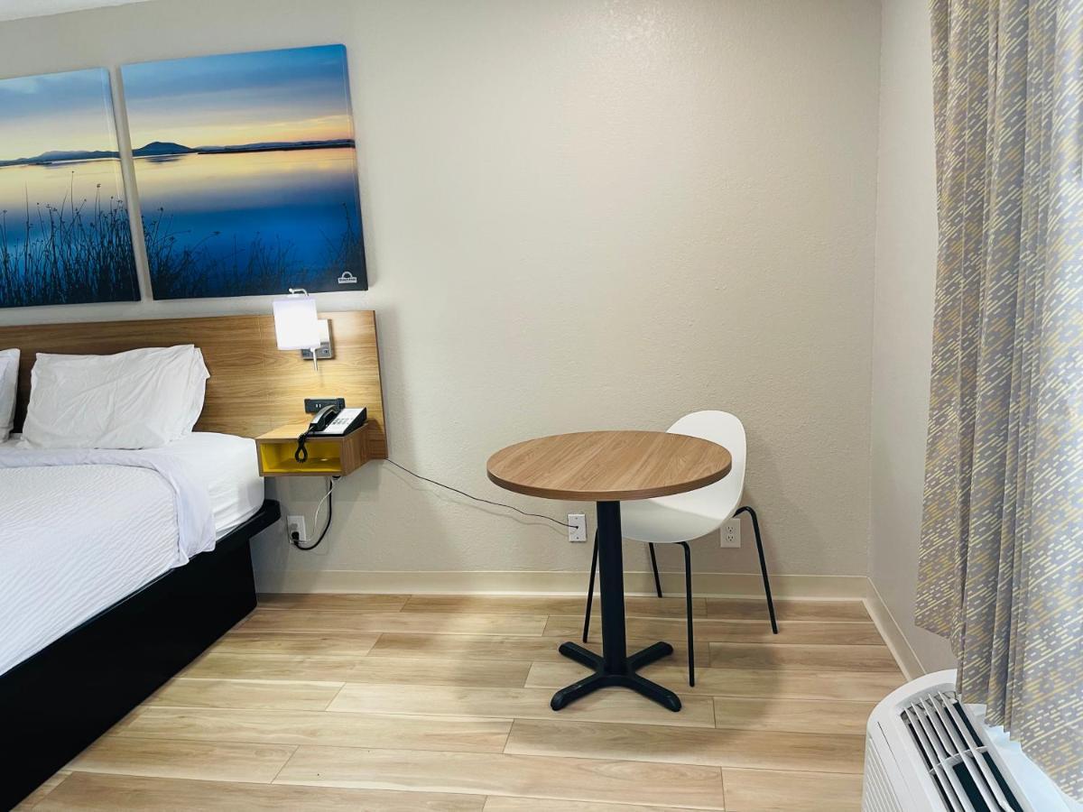 Days Inn By Wyndham Killeen Fort Hood Exterior photo